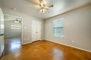 1237 Jefferson Ave, Seguin, TX 78155 - Photo 10