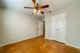 1237 Jefferson Ave, Seguin, TX 78155 - Photo 20