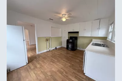 1604 Main Street, Bastrop, TX 78602 - Photo 10