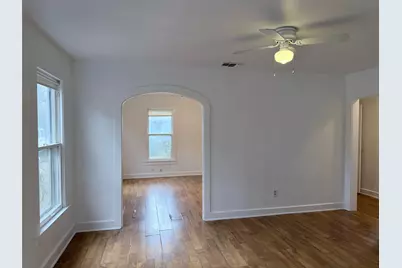 1604 Main Street, Bastrop, TX 78602 - Photo 6