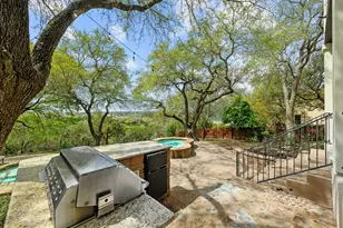 13601 Montview Dr, Austin, TX 78732 - Photo 18