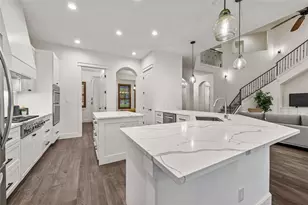 13601 Montview Dr, Austin, TX 78732 - Photo 10