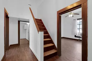 2705 E 2nd St, Austin, TX 78702 - Photo 8