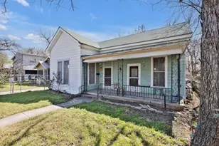 2705 E 2nd St, Austin, TX 78702 - Photo 1