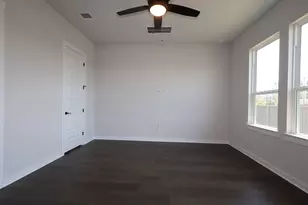 113 Marisol Bnd, Georgetown, TX 78626 - Photo 14
