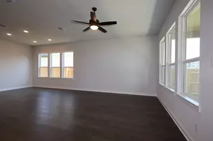 113 Marisol Bnd, Georgetown, TX 78626 - Photo 8