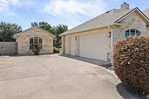 124 Polo Pony, Liberty Hill, TX 78642 - Photo 6
