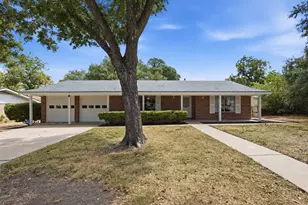 11605 N Oaks Dr, Austin, TX 78753 - Photo 1