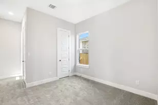 19504 Kelcie Dann Dr, Pflugerville, TX 78660 - Photo 18