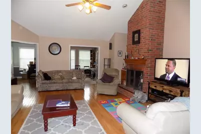 2306 Raintree Path, Round Rock, TX 78664 - Photo 4