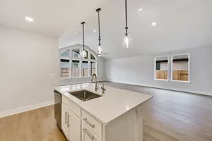 108 Country Cat Ln, San Marcos, TX 78666 - Photo 6