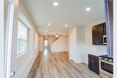 17404D Bay Skipper Drive #D, Pflugerville, TX 78660 - Photo 4