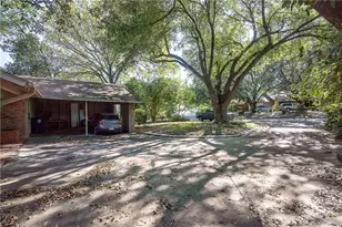 9104 Quail Creek Dr, Austin, TX 78758 - Photo 4