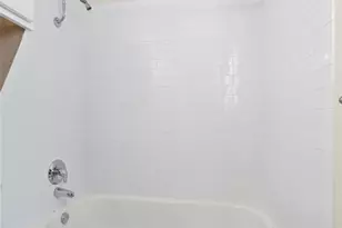 1110 W 22nd St, Austin, TX 78705 - Photo 16