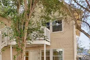 1110 W 22nd St, Austin, TX 78705 - Photo 2