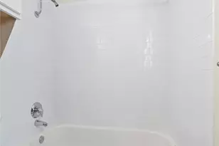 1110 W 22nd St, Austin, TX 78705 - Photo 16