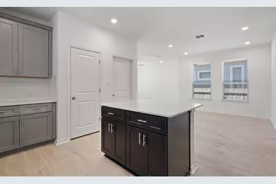 424 Treadwell Lane, Kyle, TX 78640 - Photo 4