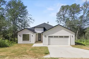 248 Kaukonahua Ln, Bastrop, TX 78602 - Photo 1