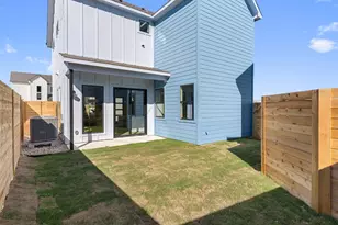 6321 Friendswood Dr, Austin, TX 78723 - Photo 28