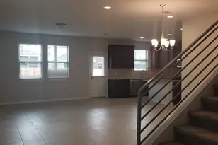 529 Betty Ann Wy, Leander, TX 78641 - Photo 2