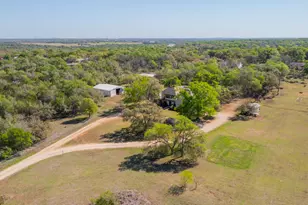28 Country Oaks Dr, Buda, TX 78610 - Photo 12