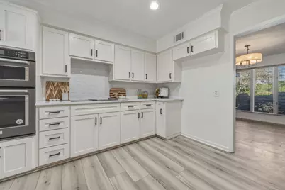 28 Country Oaks Drive, Buda, TX 78610 - Photo 16