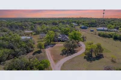 28 Country Oaks Drive, Buda, TX 78610 - Photo 1