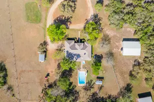 28 Country Oaks Dr, Buda, TX 78610 - Photo 10