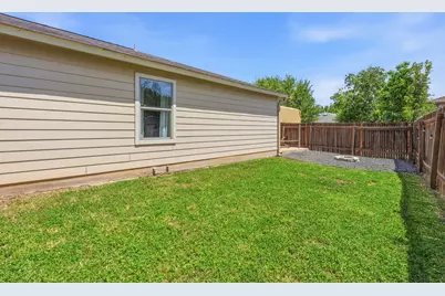5407 Viewpoint Drive, Austin, TX 78744 - Photo 26