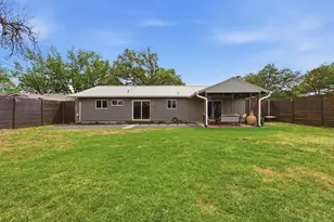 3208 Yellowpine Terrace, Austin, TX 78757 - Photo 28