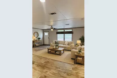 1053 Elm Crest Drive, New Ulm, TX 78950 - Photo 4