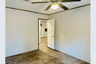 1053 Elm Crest Drive, New Ulm, TX 78950 - Photo 14