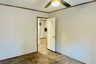 1053 Elm Crest Dr, New Ulm, TX 78950 - Photo 14