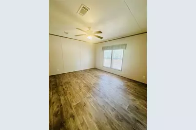 1053 Elm Crest Drive, New Ulm, TX 78950 - Photo 12