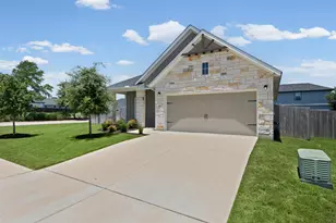 215 Cabiness Dr, Salado, TX 76571 - Photo 2