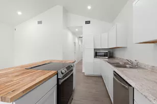 870 & 872 Waco St, Kingsland, TX 78639 - Photo 10