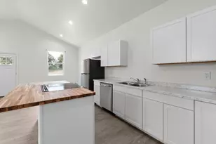 870 & 872 Waco St, Kingsland, TX 78639 - Photo 20