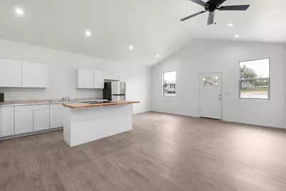 870 & 872 Waco Street, Kingsland, TX 78639 - Photo 8