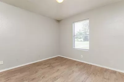 6801 Stonleigh Place #B, Austin, TX 78744 - Photo 12