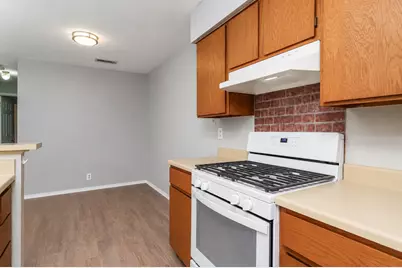 6801 Stonleigh Place #B, Austin, TX 78744 - Photo 8