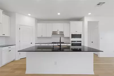 12900 Cerro Castellan Trace, Manor, TX 78653 - Photo 6