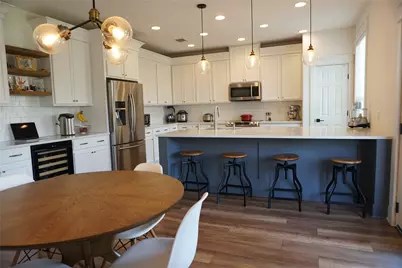 8604 Capitol View Drive, Austin, TX 78747 - Photo 2