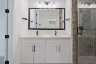 440 Burlington Dr, Buda, TX 78610 - Photo 8