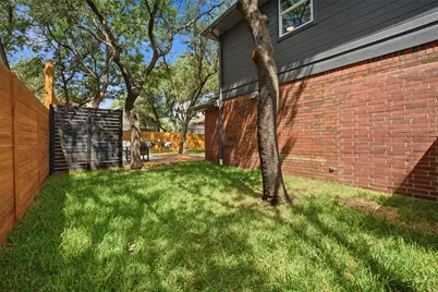 12706 Possum Hollow Drive, Austin, TX 78729 - Photo 32