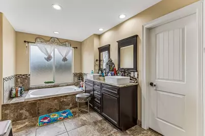 10111 Signal Hill Road, Austin, TX 78737 - Photo 14