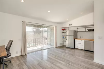 1304 Mariposa Drive #214, Austin, TX 78704 - Photo 10