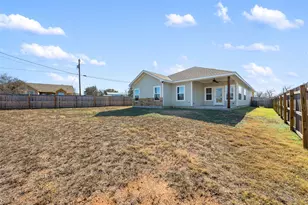 1516 Stonecrest Dr, Granite Shoals, TX 78654 - Photo 2