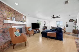 706 Cambridge Dr, Round Rock, TX 78664 - Photo 2