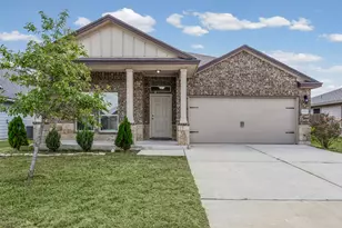 222 Reagor Dr, Taylor, TX 76574 - Photo 1