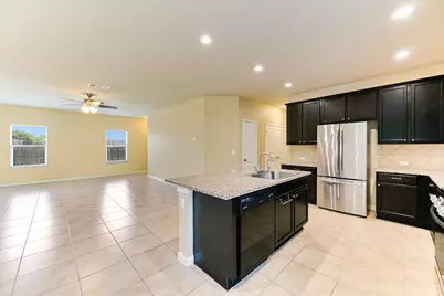 534 Purple Martin Avenue, Kyle, TX 78640 - Photo 10